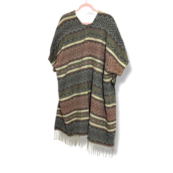 Anthropologie Boho Fringe Kimono Wrap Cardigan Women's One Size NWT Multicolor - Picture 8 of 8